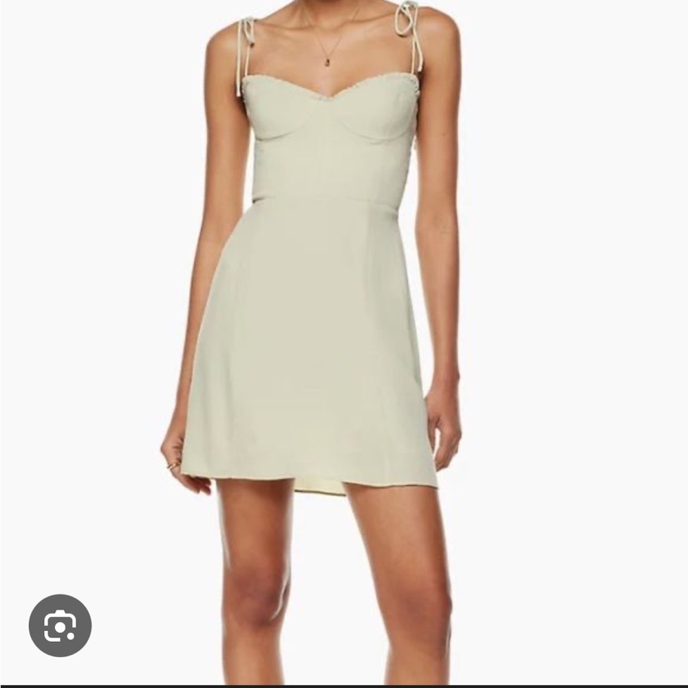 Aritzia - Wilfred Fable Dress Pastel Sage Green - Size 4